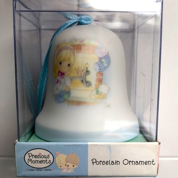Precious Moments Set of 3 
Porcelain Ornaments
New in Original boxes - Picture 4 of 9